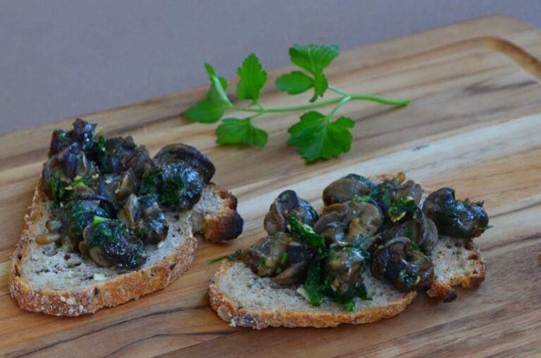 tartines de poêlées d'escargots